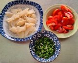 Hình bước làm 1 của món Canh măng chua sườn non