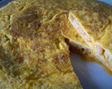 Foto del paso 6 de la receta: Tortilla de alubias y butifarra de huevo