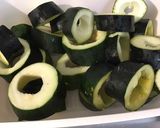 Une image de l'étape 3 de Courgettes grillées caramélisées aux épices espagnoles.