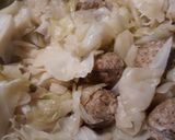 A picture of step 1 of Cabbage and Meatballs.