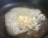 A picture of step 1 of Onion Tomato Pasta.