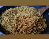 Foto langkah ke 5 dari resep Mie Goreng Aceh.