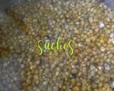 A picture of step 1 of Dried Huruda and Sattu Cutlets.