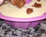 Foto del paso 7 de la receta: Budín rápido se vainilla con corazón de Dulce de leche y algo +!