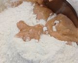 Foto langkah ke 3 dari resep Kue kering telur asin.