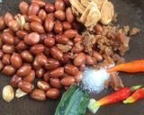Foto langkah ke 2 dari resep Sambel pecel + sayuran.