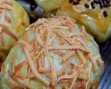 Foto langkah ke 4 dari resep Molen /bollen pastry pisang keju coklat.