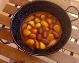 Foto del paso 8 de la receta: Cazuela mar y montaña de butifarra, calamar y patatas