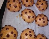 Foto del paso 6 de la receta: Bollitos con pepitas de chocolate y galletas