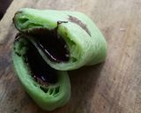 Foto langkah ke 7 dari resep Dadar gulung isi cokelat praktis dan enak.