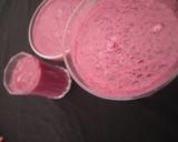 A picture of step 4 of Zobo smoothie.