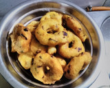 உளுந்து வெங்காய வடை ரெசிபி ஸ்டேப் 3 புகைப்படம்