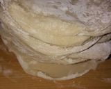 Foto langkah ke 5 dari resep Kulit dumpling takaran sendok.