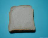 Eggs in bread basket recipe step 1 photo