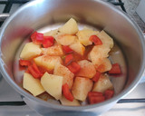 Foto del paso 2 de la receta: Patatas guisadas con merluza, en un plis plas