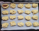 Foto del paso 4 de la receta: Bizcochitos de avena y membrillo