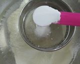 A picture of step 3 of Eggless Pineapple choco cake.