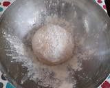 Magyaros házi pizza, ahogy a férjem szereti recept fázis 2 fotója