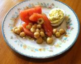 Foto del paso 3 de la receta: Ensalada de garbanzos con jitomate