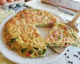 A picture of step 6 of Asparagus, Pasta, and Pork Jerky Frittata.