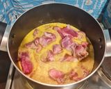 รูปขั้นตอนการทำที่ 1 ของ แกงซี่โครงหมูอ่อน (แกงเหลืองกะทิ)