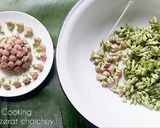 รูปขั้นตอนการทำที่ 5 ของ ต้มจืดดอกสลิดหรือดอกขจรยัดไส้หมูสับ