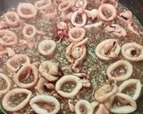 Foto del paso 3 de la receta: Fideos perla con calamares y mejillones
