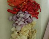 Foto langkah ke 1 dari resep 16. Ayam bumbu Rujak Mantapp.