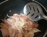 A picture of step 1 of Vegetable pizza.