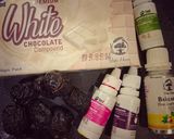 A picture of step 1 of Heart Dates Chocolate.