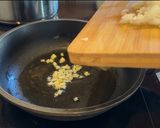 Foto del paso 1 de la receta: Lentejas con bacalao