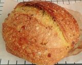 Foto langkah ke 24 dari resep Kunyit Wijen Jinten Hitam Chili Flakes Cheese Sourdough Bread (Open Bake Method).