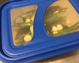Une image de l'étape 4 de Piments verts à l'ail mariné et vinaigre de cidre.
