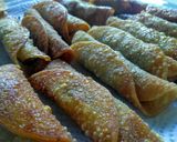 Foto del paso 7 de la receta: Mini flautas mexicanas rellenas de carne molida!