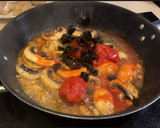 Foto del paso 4 de la receta: Rape con champiñones
