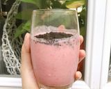 Hình bước làm 4 của món Gongcha strawberry oreo smoothie
