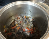 Foto del paso 1 de la receta: Sofrito de verduras y setas variadas