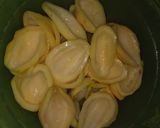 Foto langkah ke 5 dari resep Manisan Carica.