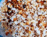 صورة لخطوة 1 من وصفة بوشار مكرمل 🍿🍯