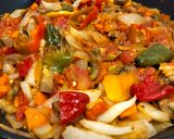Foto del paso 4 de la receta: Conejo al horno con pimientos