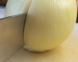 A picture of step 1 of Barbequed Cheesy Onion.