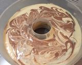 Foto langkah ke 7 dari resep Bolu Marmer Kukus.