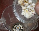 A picture of step 2 of Makhana milk shake.