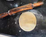 A picture of step 3 of Dill leaves aloo paratha.