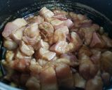 Hình bước làm 2 của món Thịt kho trứng