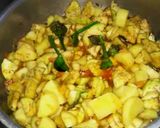 A picture of step 7 of Aloo bangan ki sabzi (eggplant curry with potato).