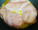 Foto del paso 1 de la receta: PECHUGAS DE POLLO A LA CAMPESINA 🥘🍗🥘🧅🧄🫑🥕🍅🥔🥫🥘