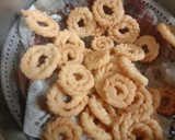 மினி பட்டர் கை முறுக்கு(mini butter murukku recipe in tamil) ரெசிபி ஸ்டேப் 6 புகைப்படம்