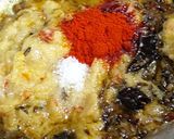 A picture of step 3 of Onion chutney.