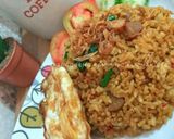 Foto langkah ke 10 dari resep Nasi Goreng Kampung.